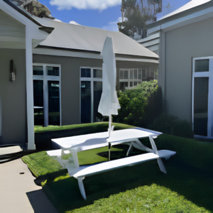 Picnic Table – White